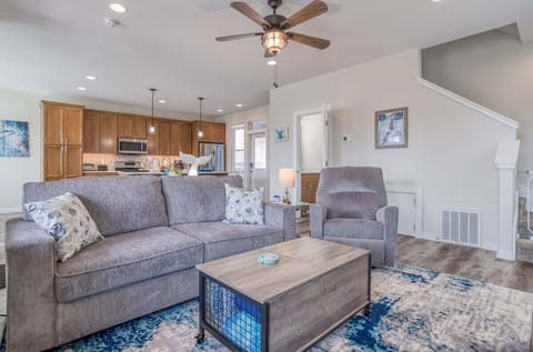 Whale Tale & Arcade-Living Room