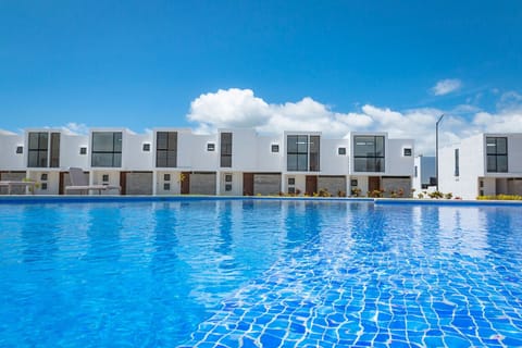 Alberca al aire libre

Open-air Pool