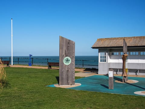 Surrounding area | Sandy Shores, Mundesley
