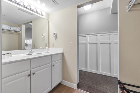 8562421c-7c2c-4c67-9ab4-65d60b772db5