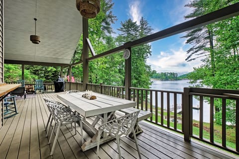 Dining table on the porch.