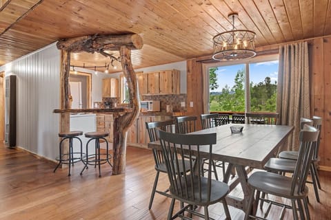 Dining table to sit Eight