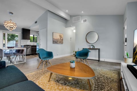 c15cc2fb-5144-47f4-8b7a-050d4ca7fd3e