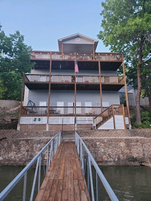 Beautiful expansive luxury home! View from Lakeside