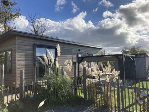 Garden with terrace and sunroof