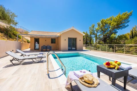 Beautiful villa with private pool and terrace