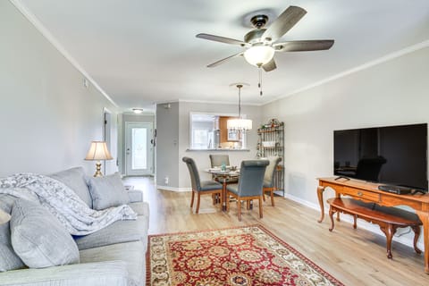 McCormick Vacation Rental | 2BR | 2BA | 1,450 Sq Ft | Stairs to Enter