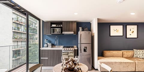 El mobiliario, la decoración y los servicios pueden variar ligeramente.