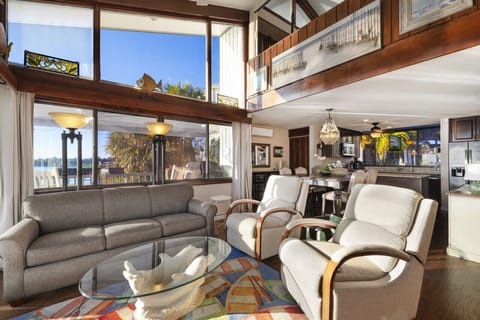 Plenty of comfortable seating with the sofa bed for extra sleeping area