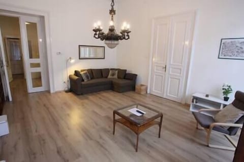 Living room (1)