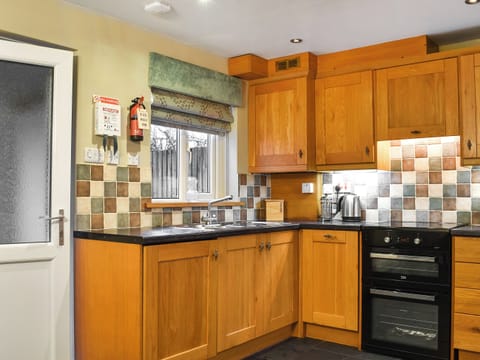 Kitchen | Penny Rigg Cottage, Coniston