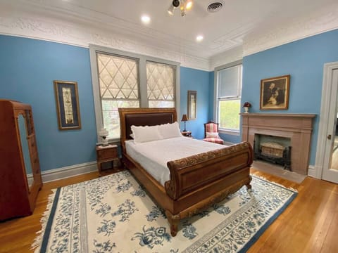 1fd55791 7d9d 4303 9a65 d4d27d72c7a0