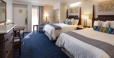 Unit with 2 Double size beds