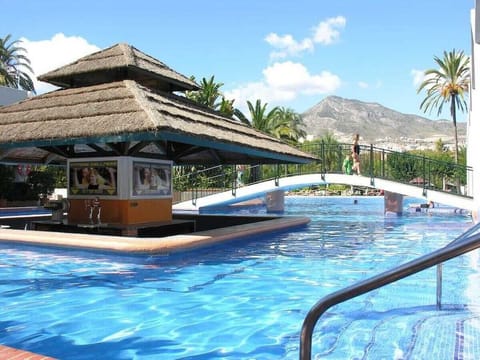 Swimming pool Vacations