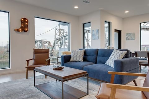 Spacious Living Room with a View
