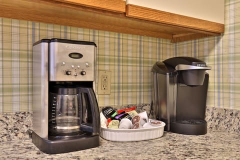 The perfect brew is at your fingertips! Whether you savor the slow drip or opt for the quick Keurig convenience, our coffee corner caters to every coffee lover's preference.