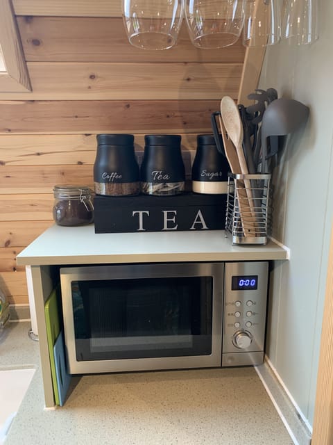 Microwave, Coffee & Tea including coffee for Cafetiere plus speciality teas