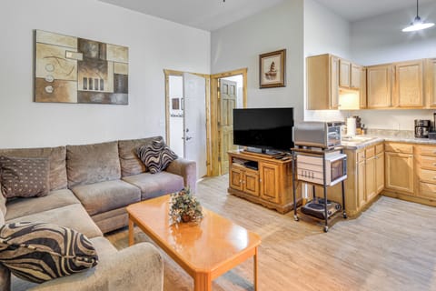 Living Room | Smart TV