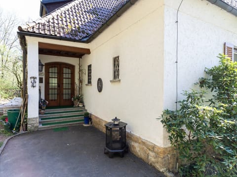 Entrance / Reception