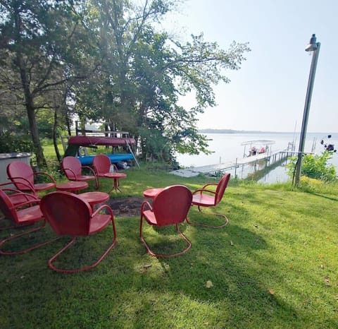 Firepit perfect for roasting marshmallows.