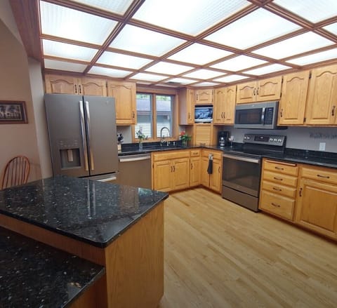 Full kitchen with island
