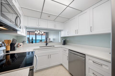 Ample counterspace for meal prep