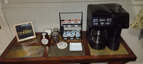Coffee/tea bar