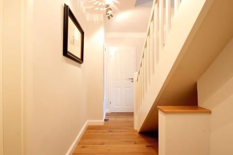 Entrance / Reception