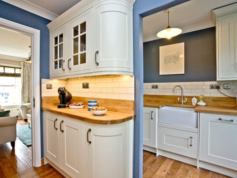 Kitchen | Headland Views, Newquay