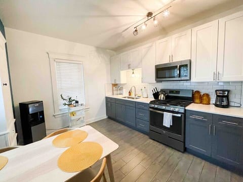 For all those guests who go by ''But first Coffee", we provide Colombian coffee to start the day off!