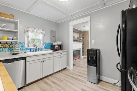 KITCHEN TO COOK ALL THE FISH YOU CATCH!!!