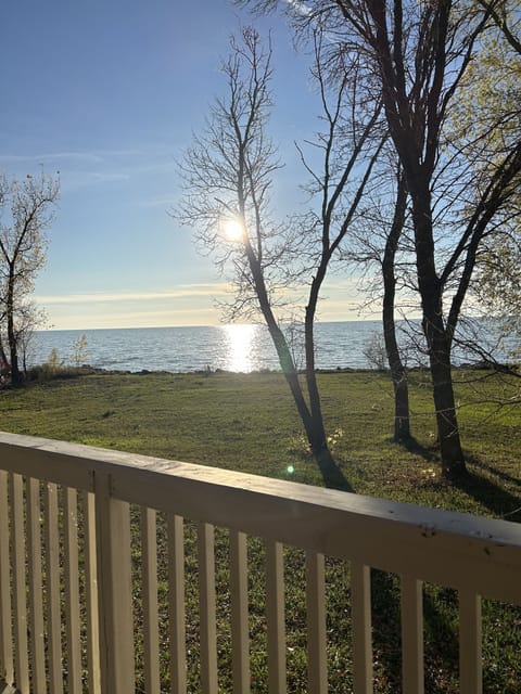 Stunning Lake Manitoba views from your wraparound deck