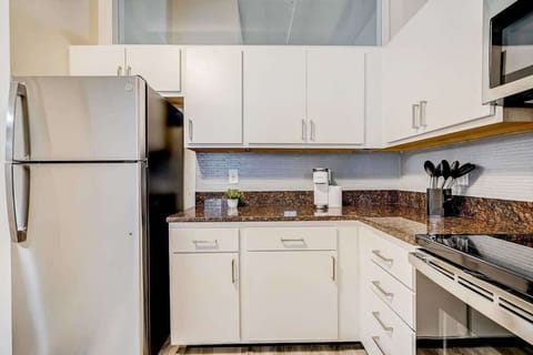 Unit 1: Fully Equipped Kitchen