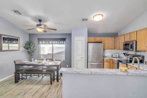 Kitchen - Dining Space