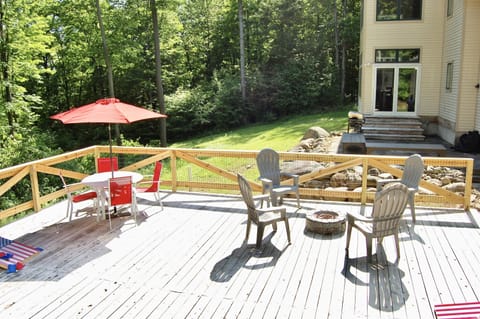 Have dinner outside and enjoy a fire under the stars.