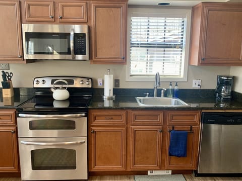 Stainless steel appliances- double oven