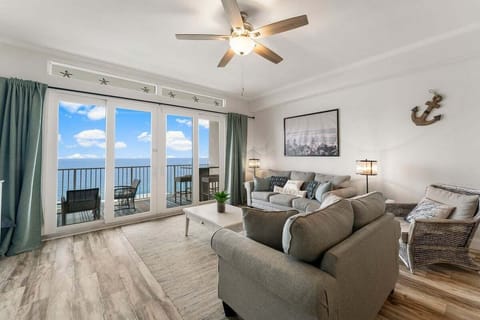 16-web-or-mls-9860-s-thomas-dr-2113