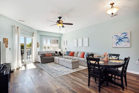 Dining / Living Area - West