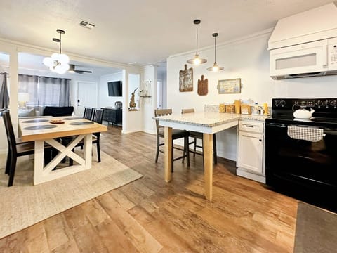 Cook in a kitchen that’s as stylish as it is functional, with everything you need at hand.