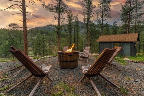 Relax by the fire at the end of the day and watch the stars