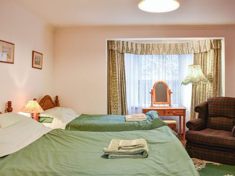Family bedroom | Pine Tree Cottage - Bonn Na Coille Cottages, Ballater