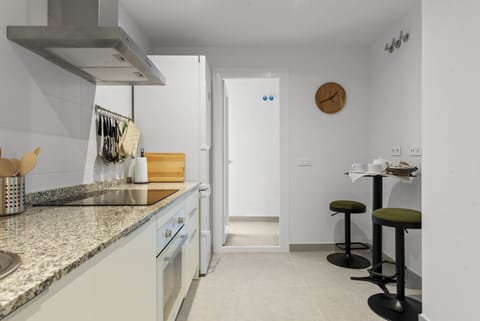 c2f25241-2760-4d3b-90ea-f625b28cb225