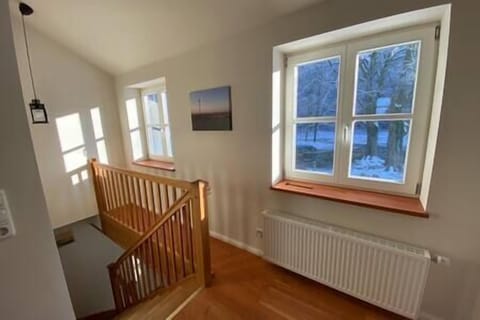 99b67c30 ce6b 40de a3eb b50ca1a6ea6d