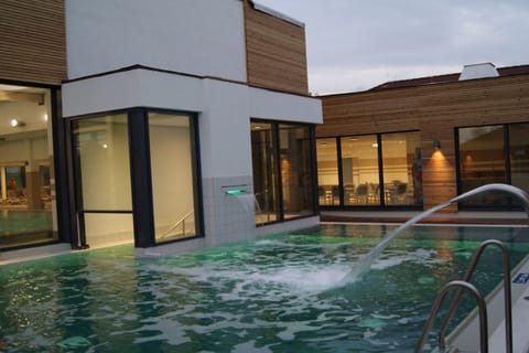 Holiday Home Swimming Pool