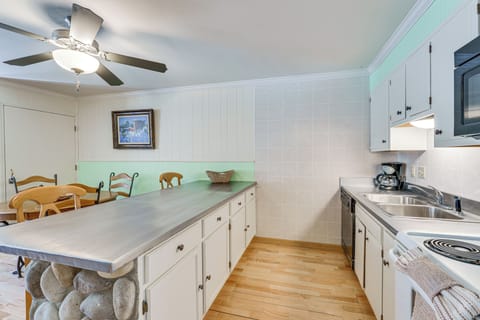 Kitchen | Cooking Basics | Spices | Toaster