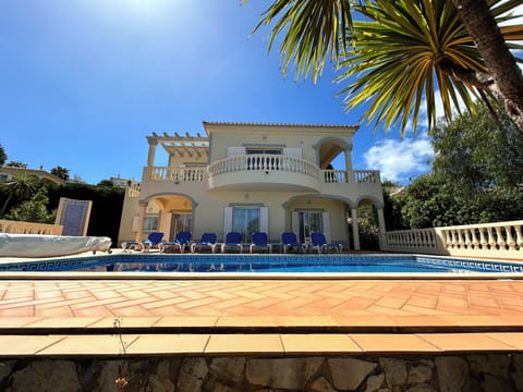 Villa 179 Golfe Santo Antonio | Exterior View from Pool