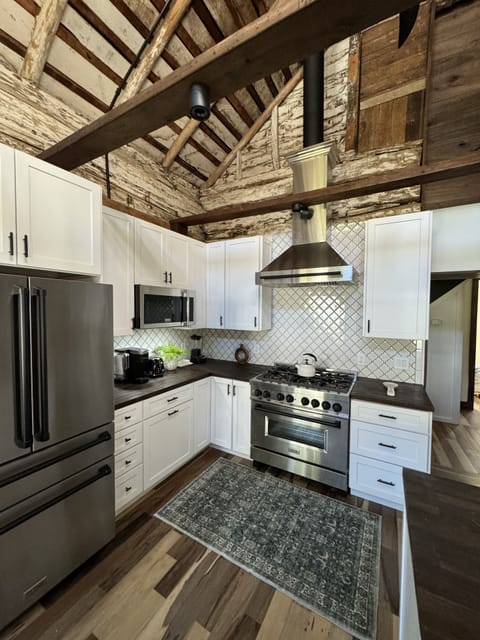 Fully stocked kitchen