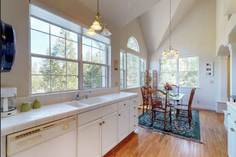 View from kitchen to dinning room