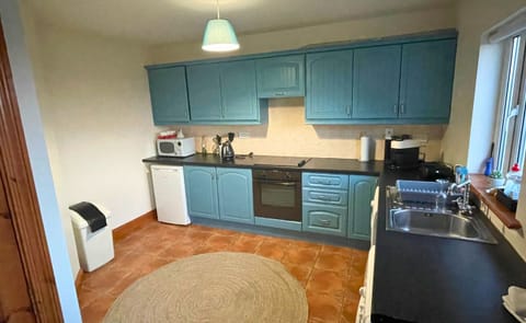 Kitchen Space Seacliff Holiday Home No.3 Dunmore East County Waterford Ireland