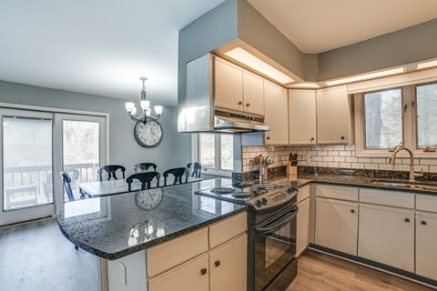 Kitchen | 2nd Floor | Dishwasher